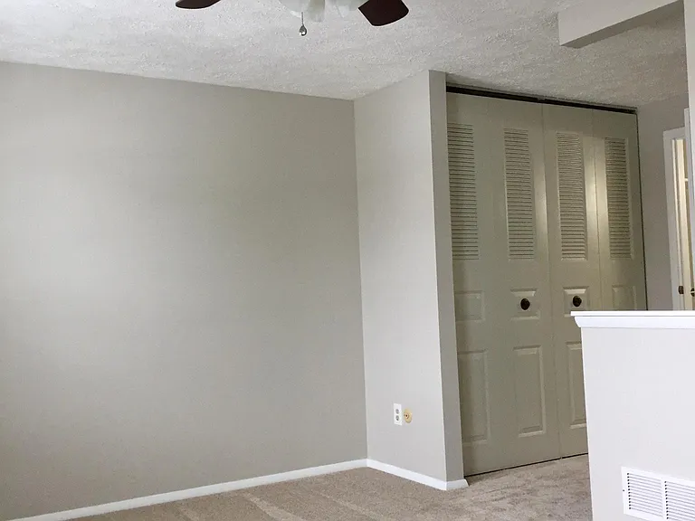 917 Lynwood Ct — Photo 11