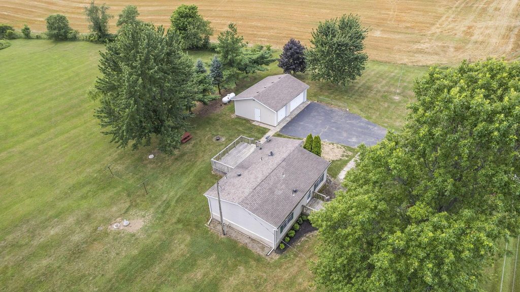 Real estate listing image