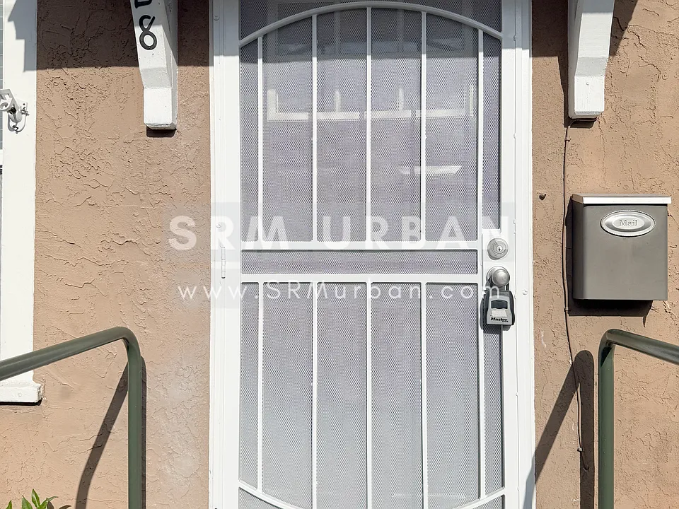 1628 Meade Ave