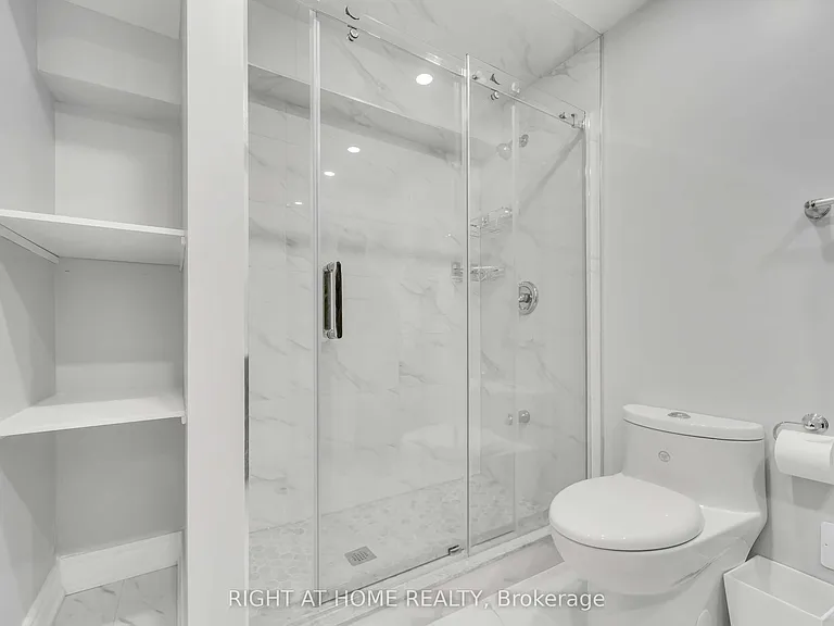3253 Liptay Ave #BASEMENT — Photo 15