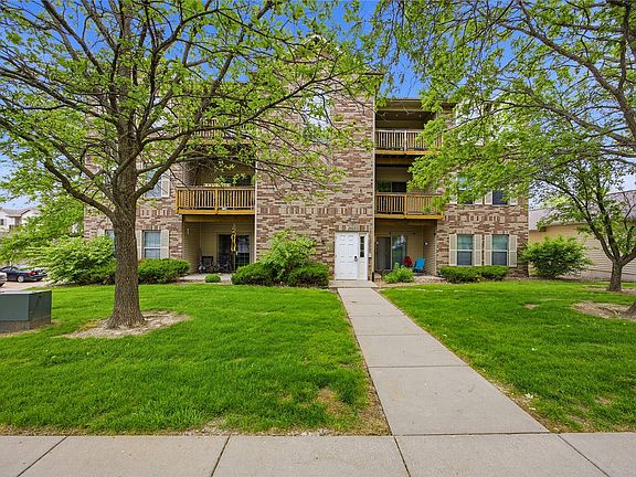 2nd image of 2853 Coral Ct APT 304