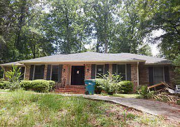 2nd image of 205 Webber Rd