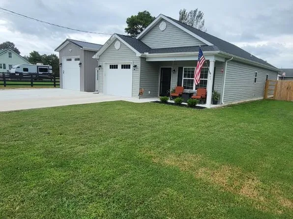 43 Armour St, Houston, DE 19954