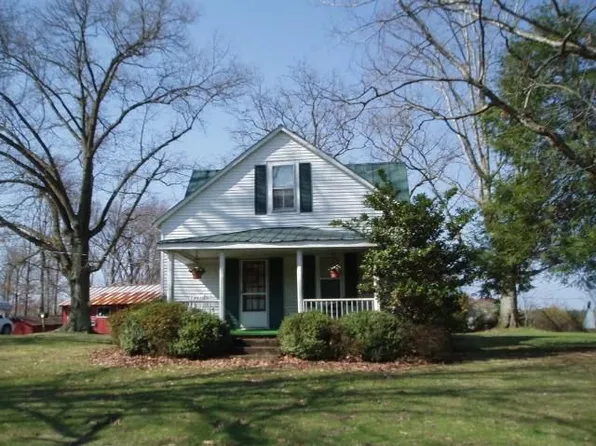 4760 Cralles Rd, Amelia Court House, VA 23002
