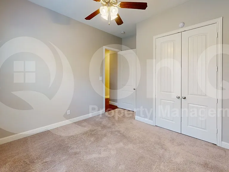 901 Colby Dr — Photo 22