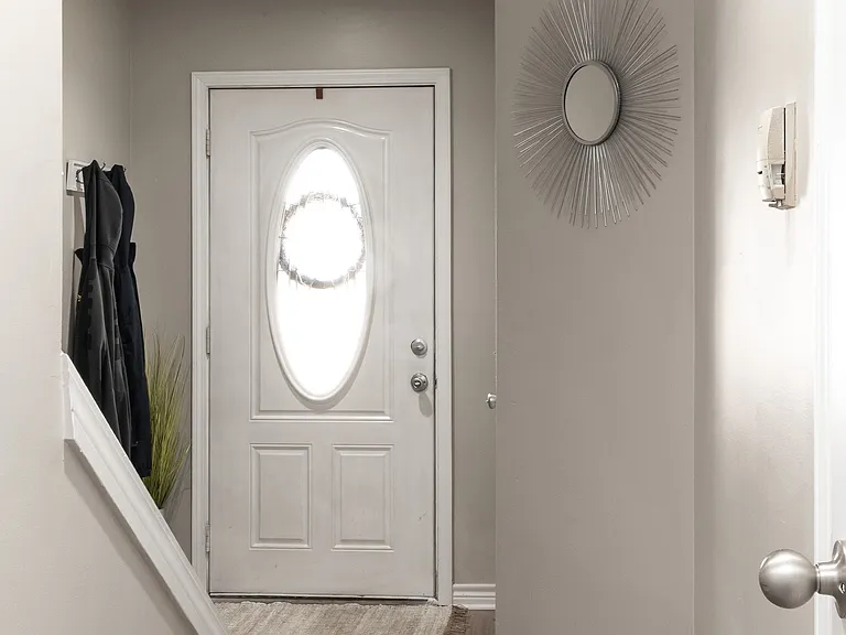 29 Dawn Dr — Photo 2