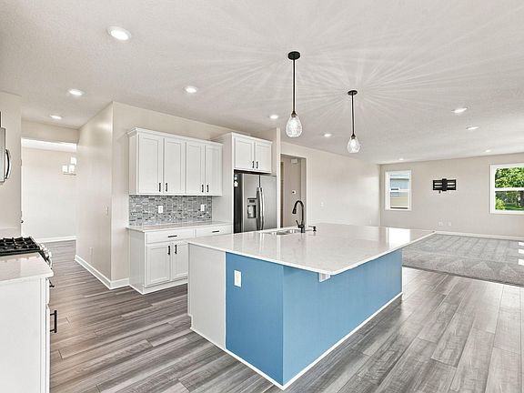 3rd image of 1497 Summit Ct