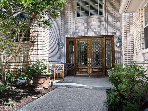4th image of 8500 Stonebrook Ct