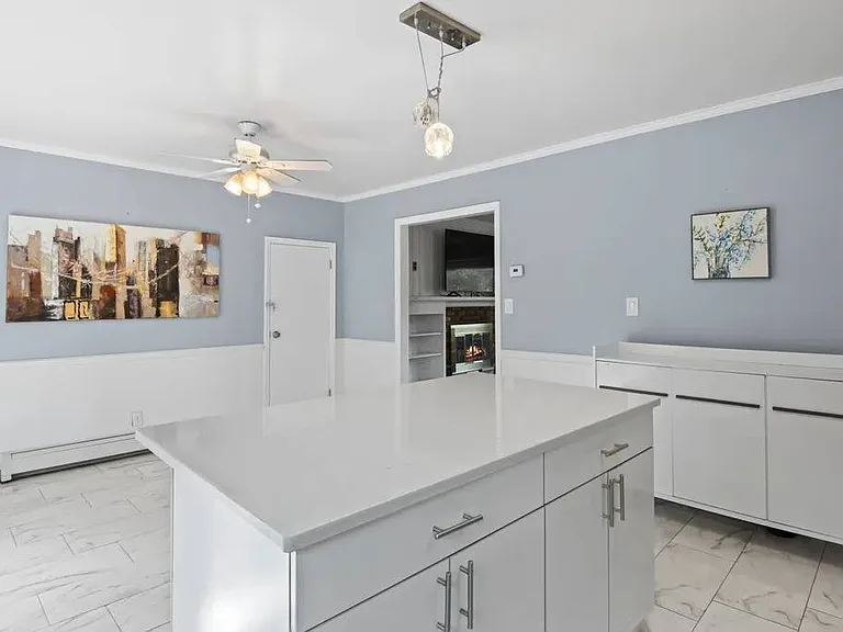 11 Glenwood Rd — Photo 3