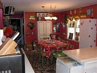 4th image of 2722 Utah Dr