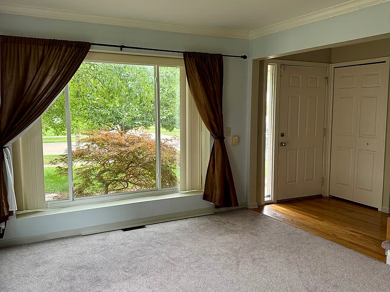 1825 Latimer Dr — Photo 82
