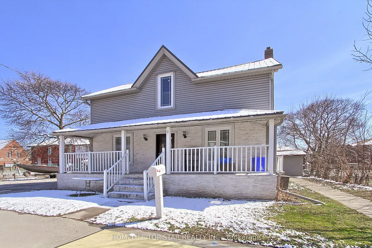 Building Photo - 17 Royal St #UPPER