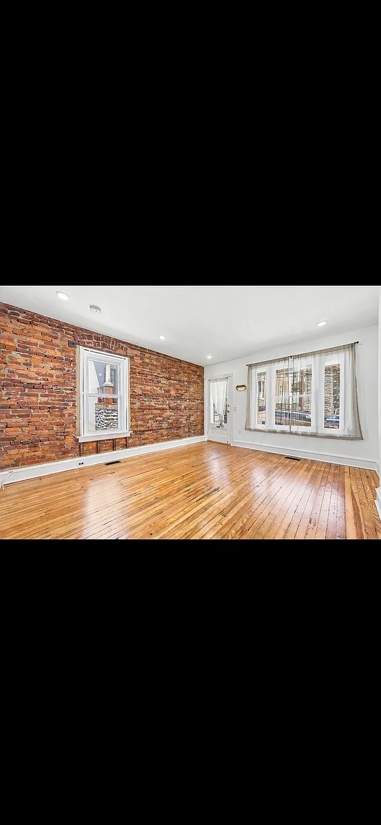 Building Photo - 4112 Terrace St