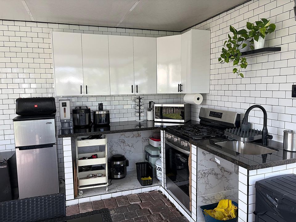 1st image of 6503 SW 162ND Avenue