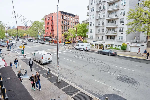 Rented by Genik Group Corp | media 19