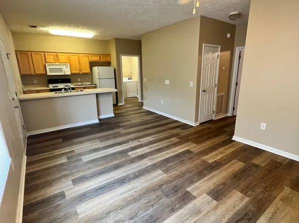 303 N Ross St APT 109, Auburn, AL 36830