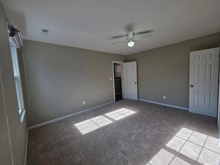 212 Elm Ave — Photo 32