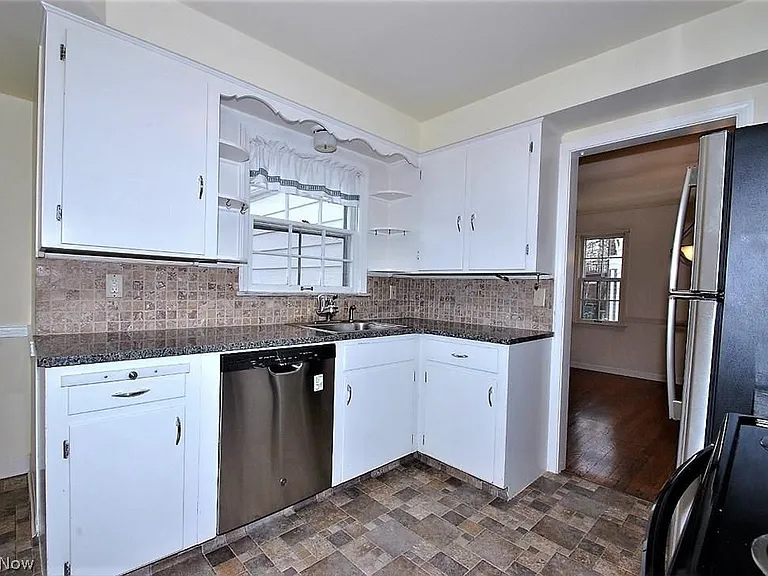 3578 Latimore Rd — Photo 13