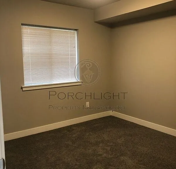1882 Front St #1-302 — Photo 9