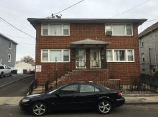 711 McGillvray Pl, Linden, NJ 07036