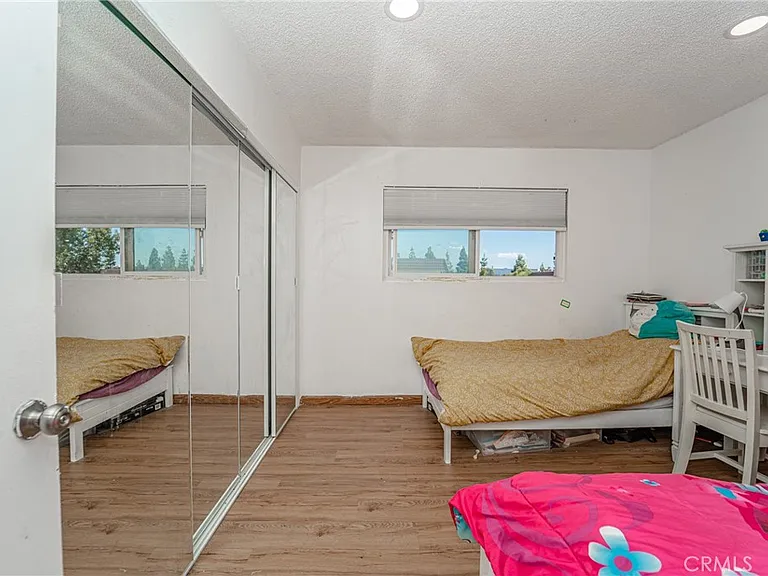 11321 Hart Way — Photo 28
