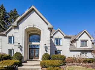 2 Walnut Ln, South Barrington, IL 60010