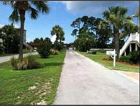 5th image of 920 Lighthouse Lagoon Ct
