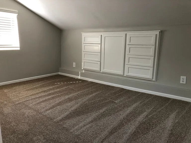 937 Woodgrove Dr — Photo 7
