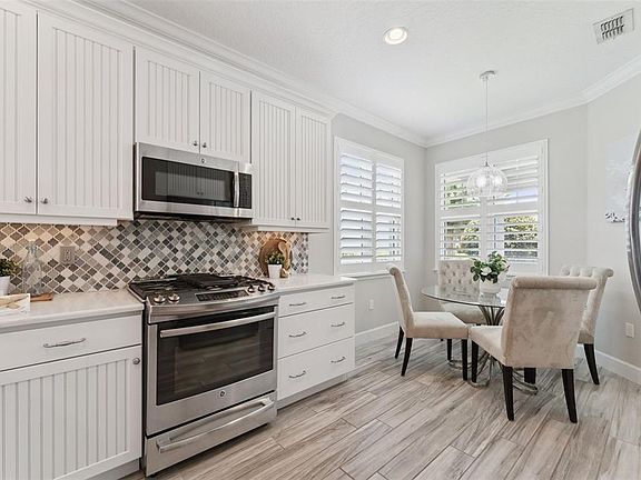 5th image of 1567 LAMBROOK DRIVE