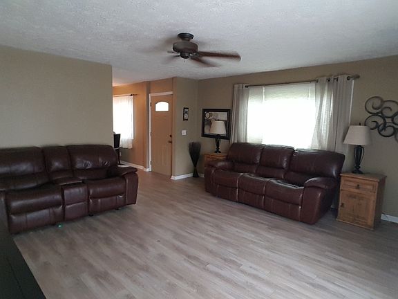 2nd image of 21 Cedar Dr