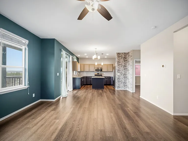 8411 N James Ct — Photo 4
