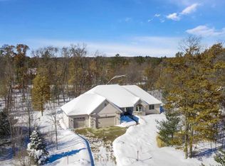1316 Wellington Ct, Stevens Point, WI 54482