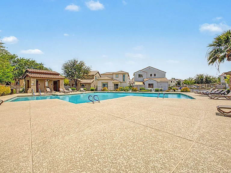 26616 N Babbling Brook Dr — Photo 47