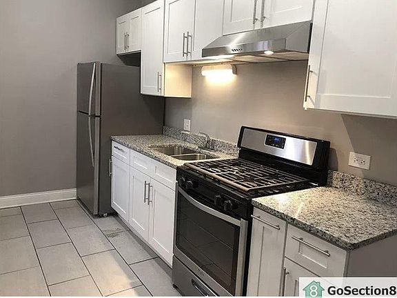 4th image of 7810 S Ada St #G