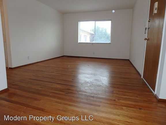 4th image of 1722 E Broadway #3006938