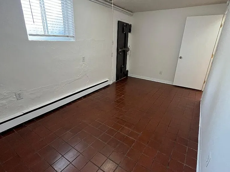 Francesca Apartments — Photo 30