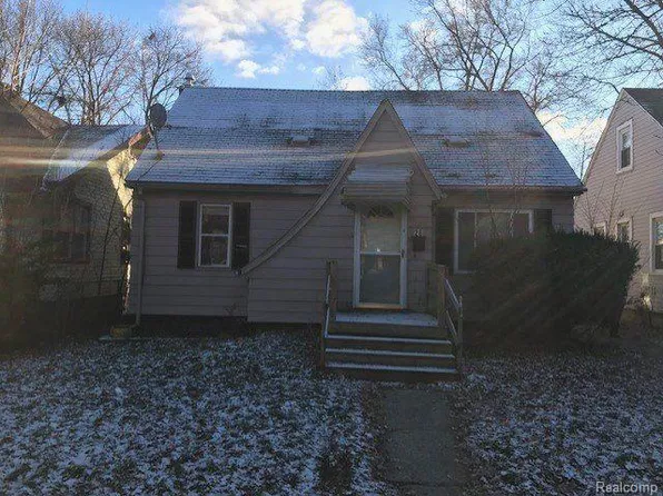 26 Gage St, Pontiac, MI 48342