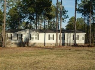 180 Strawberry Cir, Swainsboro, GA 30401