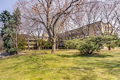 31 Upper Canada Dr #103 Photo 1