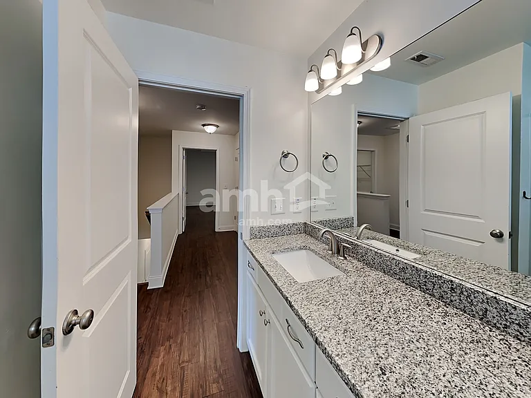 258 Makenna Dr — Photo 14