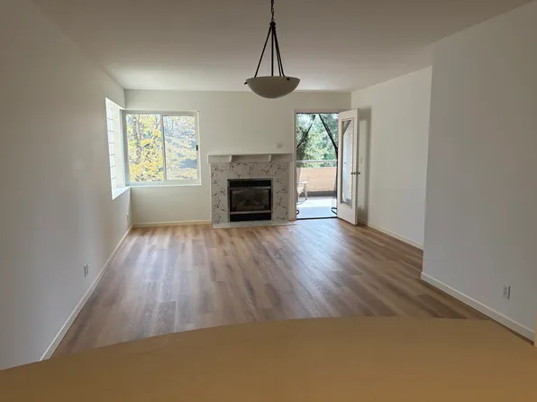 6665 W Burnside Rd Unit 423, Portland, OR 97210