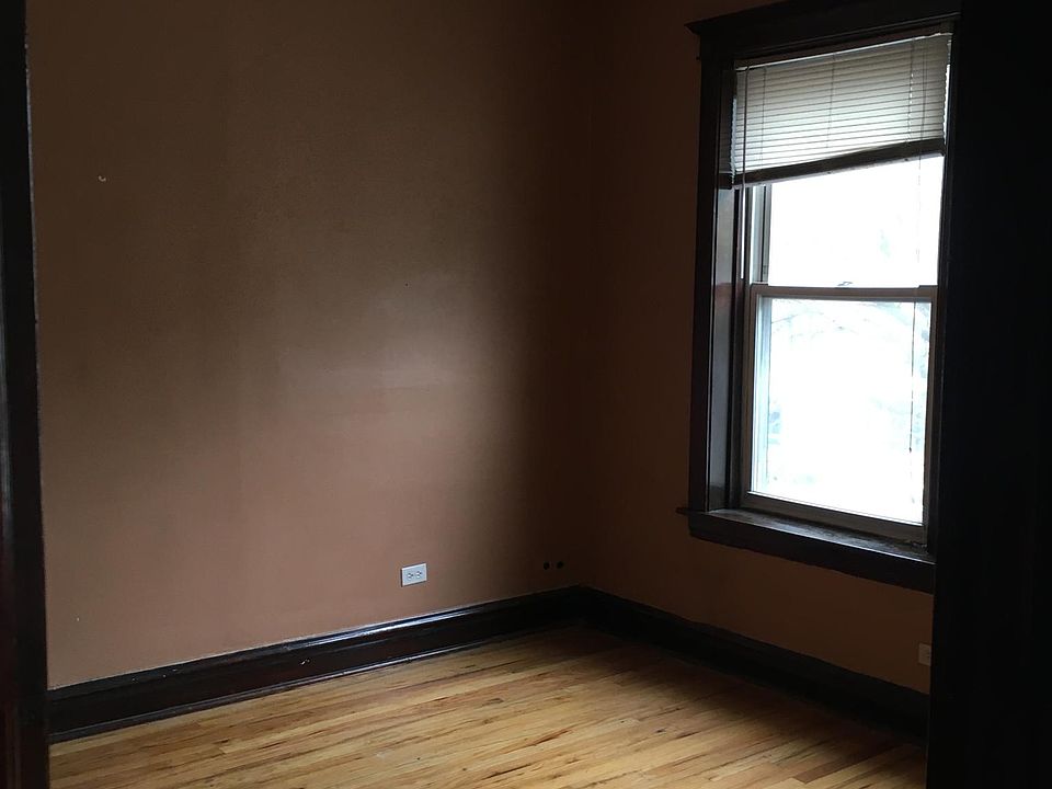 1st image of 4611 N Western Ave #2S