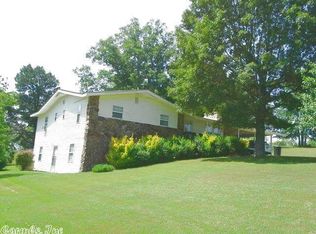 148 E James Rd, Clinton, AR 72031