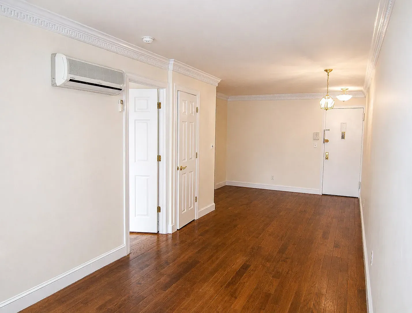 57 East 77th Street — Photo 3