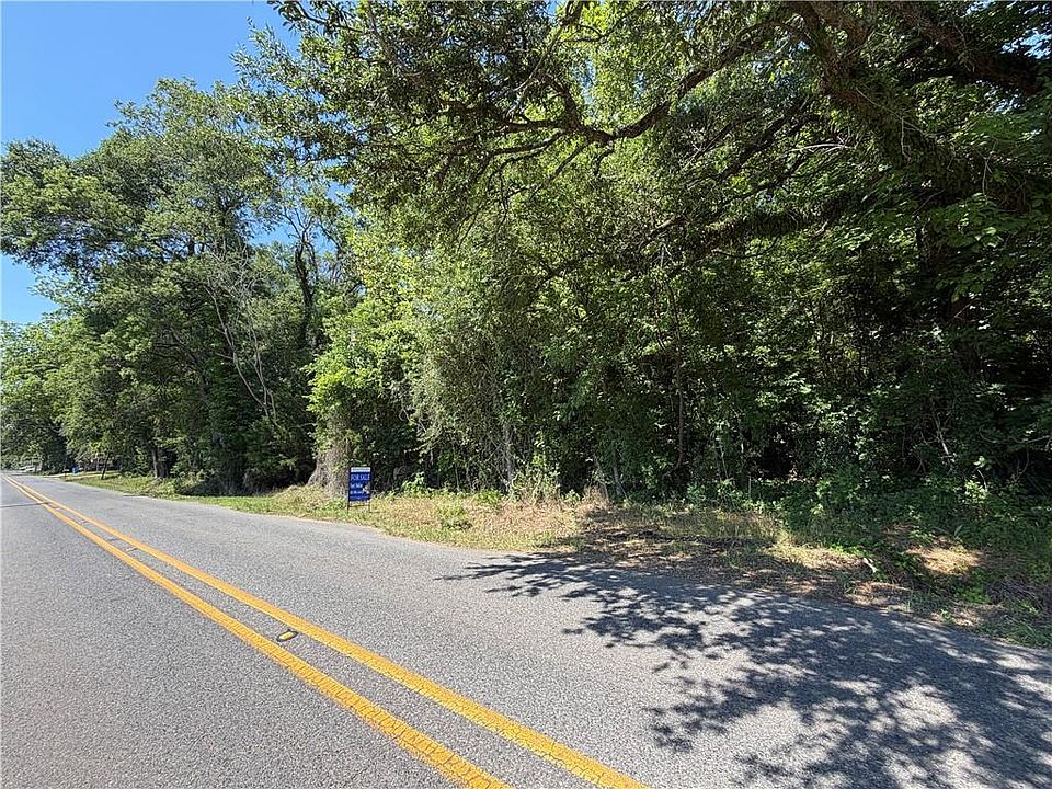 2nd image of 2725 Enterprise Rd