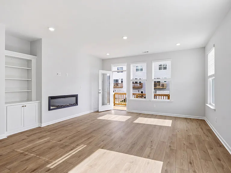 103 Frosted Iris Ln #1 — Photo 13
