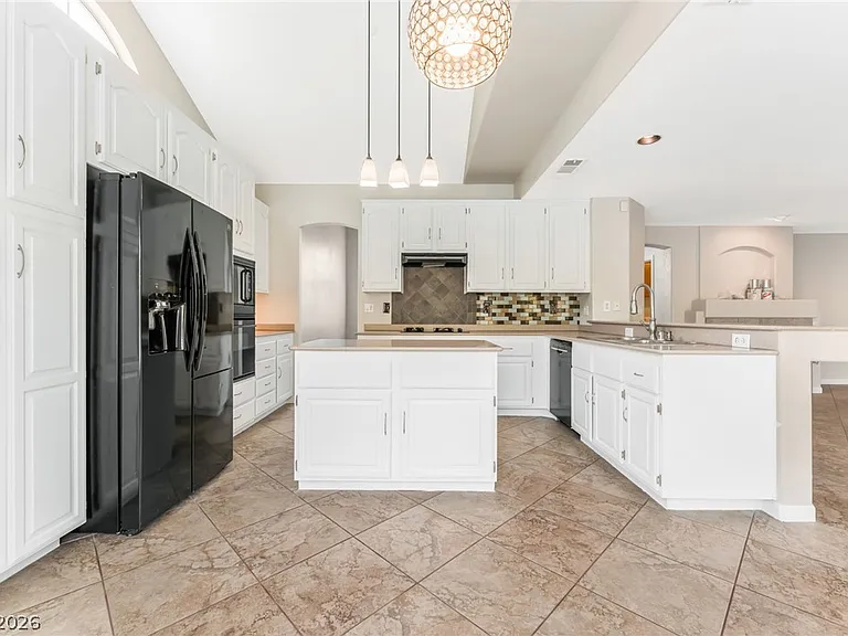 1733 Tesara Vista Pl — Photo 9