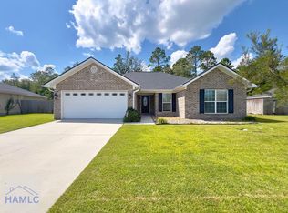 1133 Creekside Cir, Hinesville, GA 31313