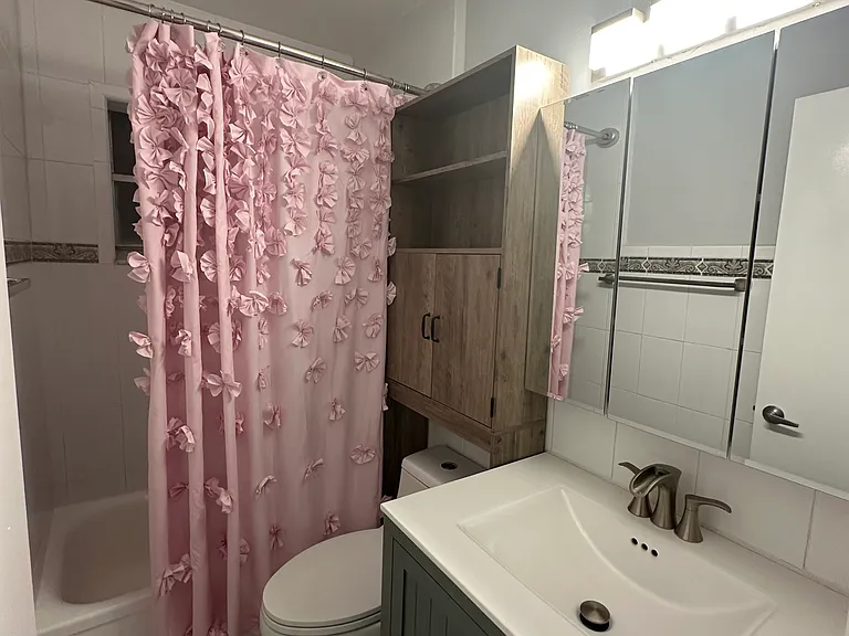 323 Washington Ave #12 — Photo 3