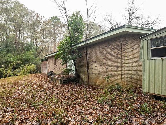 4th image of 109 Dempsey St